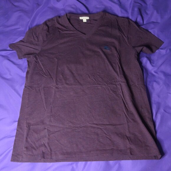 Burberry Brit 100% Cotton V-Neck Size XL T-Shirt - Picture 1 of 13